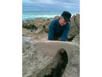 Fanaroff &amp; Riley  present  A Musical Malady  Showcasing the hitherto  undiscovered