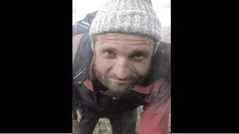 BLOOD  BOTTLES  CANDLESTICK  WS CRIME SC  CU BLOOD  VOMIT  CANDLESTICK  FUNNY BOTTLES  VOMIT  BLOOD