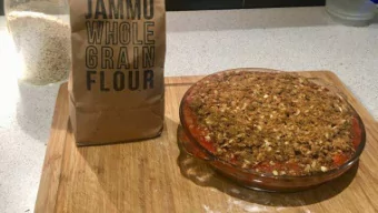 The linear economy  Ellen MacArthur Foundation: Cities  and Circular  Economy for Food  (2019)