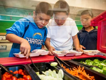 Cooking Up Change  San Diego Unified School District  Food and Nutrition Services  San Diego