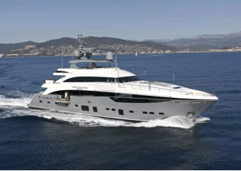 IMPERIAL PRINCESS BEATRICE Length : 40.00 metres (131' 3&quot;) Beam : 8.00 metres (26' 3&quot;)